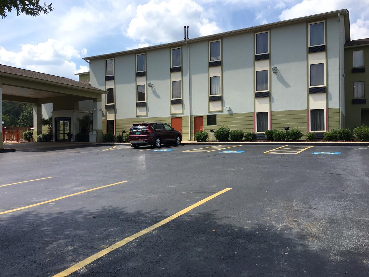America'S Best Value Inn & Suites-Clinton Exterior foto