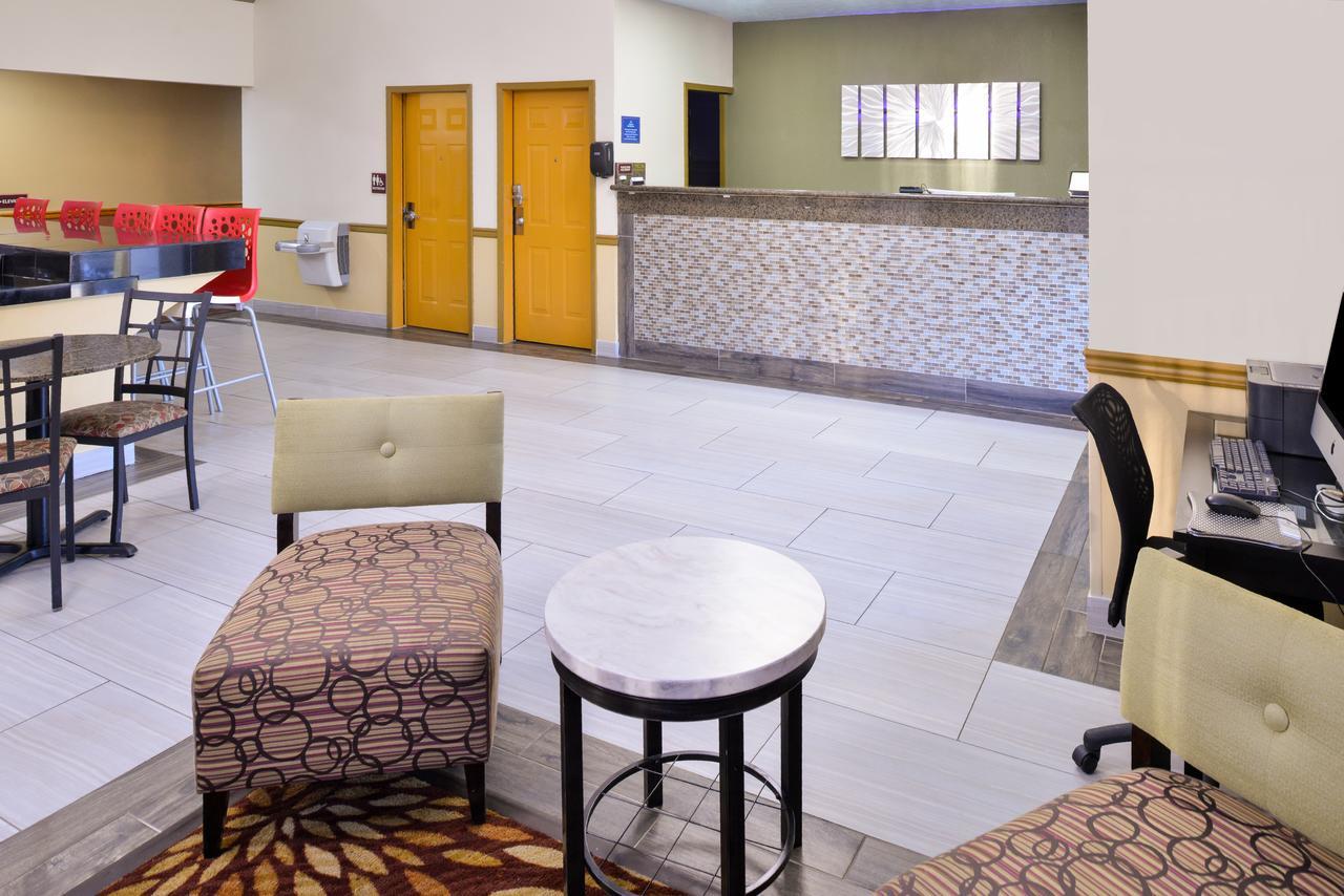 America'S Best Value Inn & Suites-Clinton Exterior foto